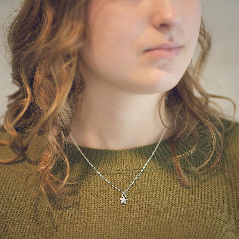 Sterling Silber „Freunde“-Set mit passenden Sternenketten