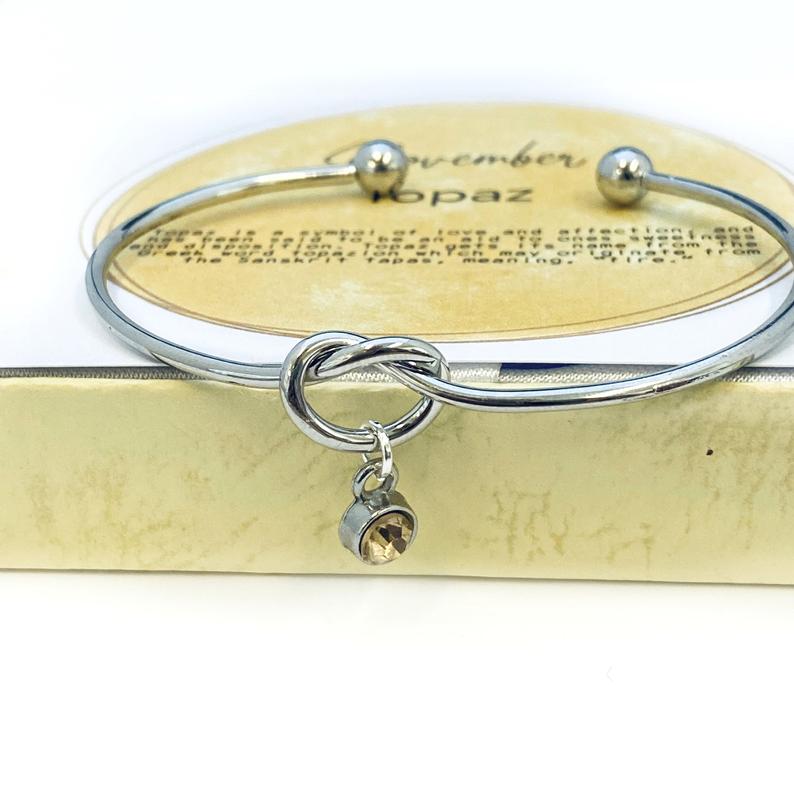 Grandma Charm Bracelet | Boss lady gifts, Unique wedding jewelry, Grandma  bracelet